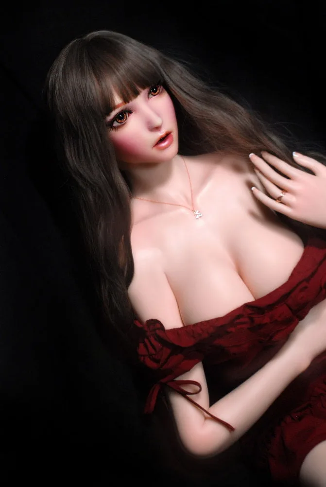 Kurai Ran 165cm ElsaBabe L Breasts (5ft5)
